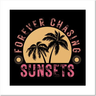 Retro Vintage Forever Chasing Sunsets Summer Vacation Outfit Posters and Art